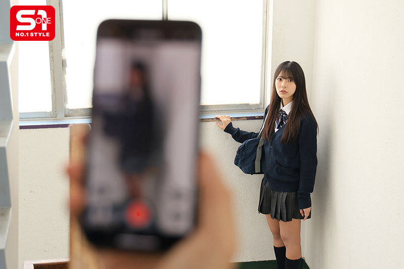 浅野こころ 激しいプレイ - 憧れだった担任教師に盗撮されても黙認しているわたし。自己肯定感の低いひとりぼっちJ●はド変態教師すら愛してくれる 浅野こころ