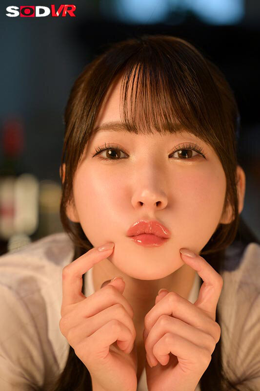 依本しおり 誘惑シーン - 【VR】【8K】アヒル口ヘベレケ痴女の後輩ちゃん。「飲んだら大人っぽいベロKISS魔になって超接近キス＆唾液交換しちゃうんだよ。」 依本しおり