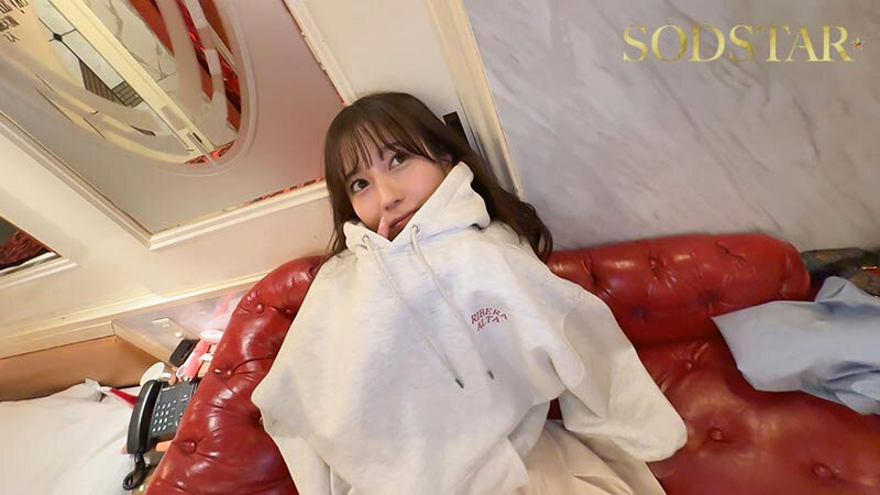 小湊よつ葉 クライマックス - 小湊よつ葉の休日「私たち4ヶ月前にセックスしました」渋谷のラブホでハメ撮り、2本番と顔射。