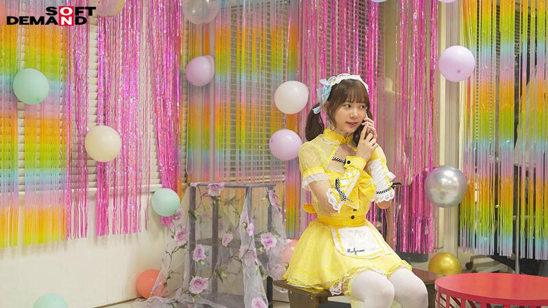 与田ひかげ シーン15 - 【福利厚生のご案内】従業員の向上心維持を目的とした風俗サービスを開始します。担当:与田ひかげ(22・人事部)ソープ ピンサロ 性感エステ デリヘル