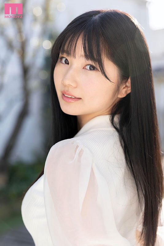 純白彩永 誘惑シーン - 【VR】MOODYZが25年も待ち続けた原石 現役女子大生&times;Hcupおっぱい シンデレラGIRL 純白彩永 VR解禁 純白彩永