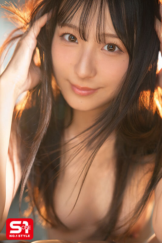 新木希空 ビジュアル - ダイヤモンド美少女がヨダレ、汗、愛液、マン汁全て舐められる オヤジ10人ベロベロ大乱交。 新木希空